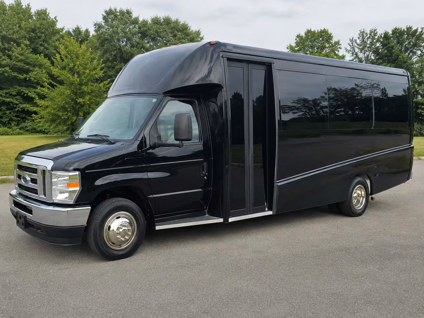 20 passenger minibus