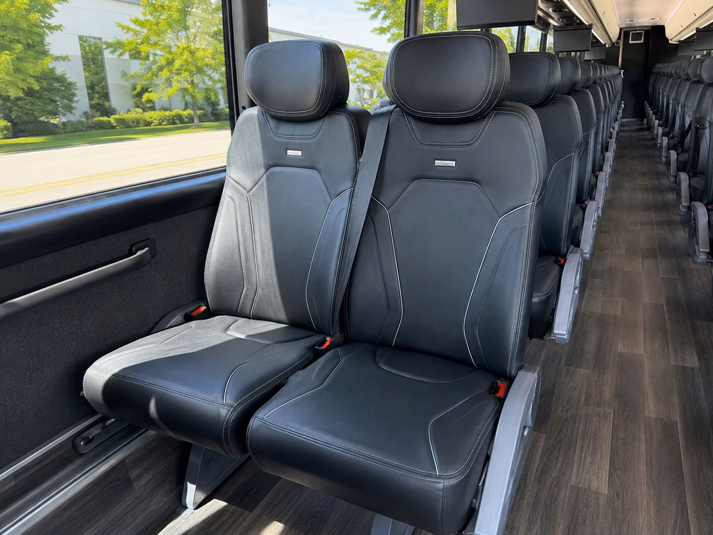 charter bus rentals for raleigh wedding venues across the triangle