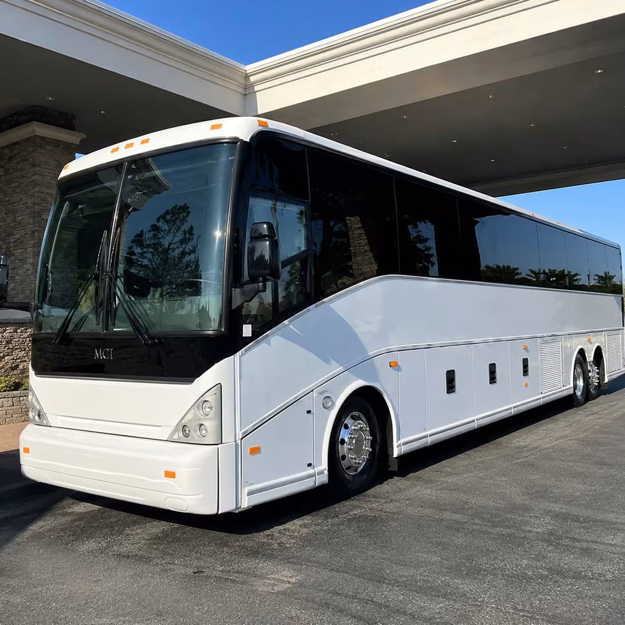 raleigh 20 passenger minibus rental