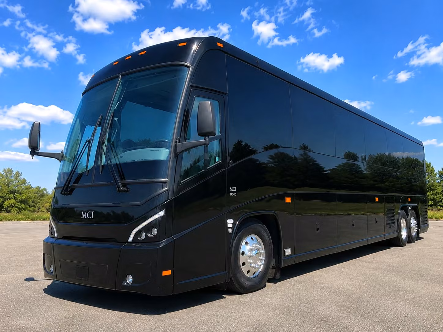 school field trip and university group bus rentals in raleigh